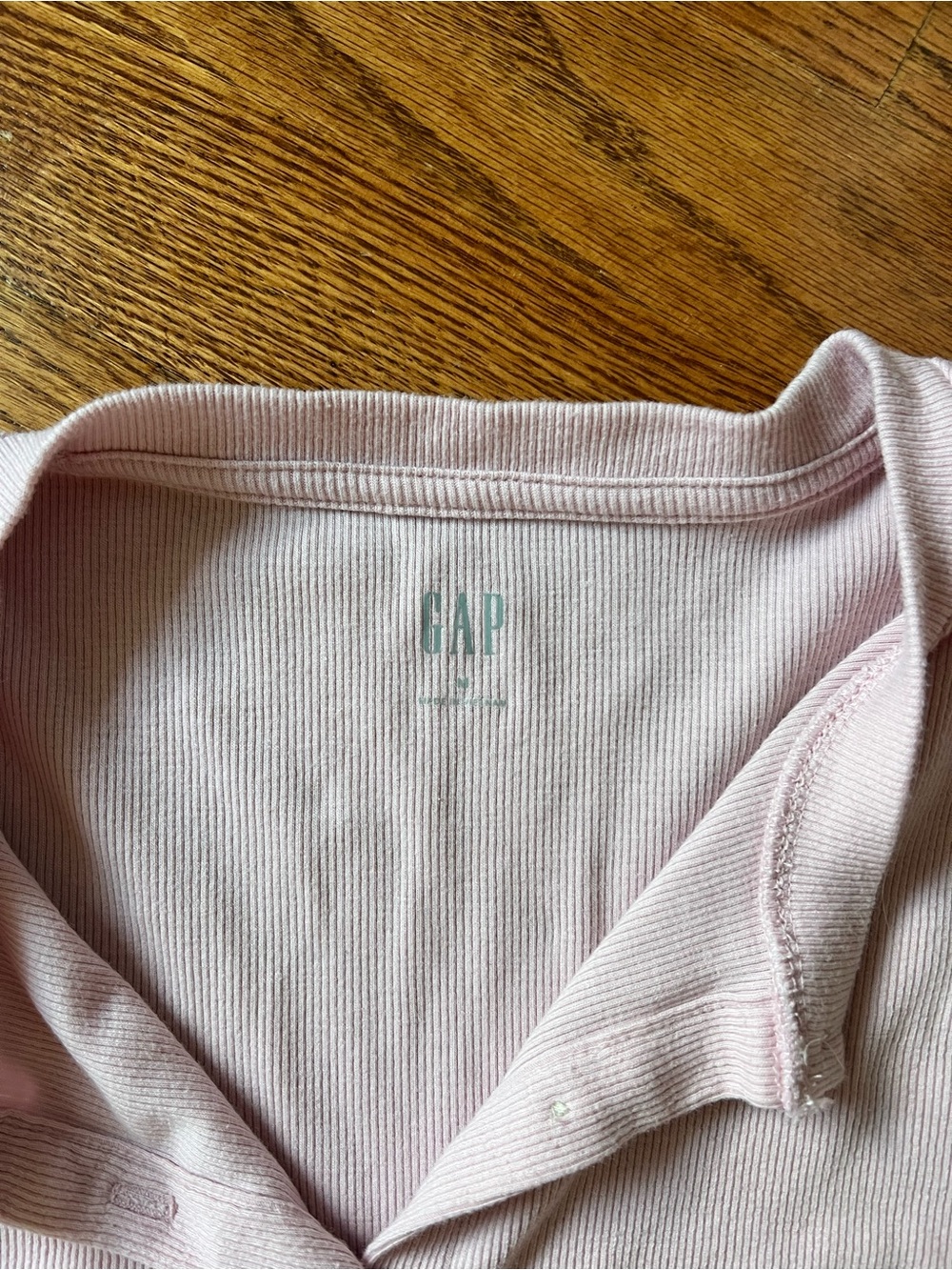 GAP Pale Pink Button-Up Ribbed Top - Picture 2 of 2